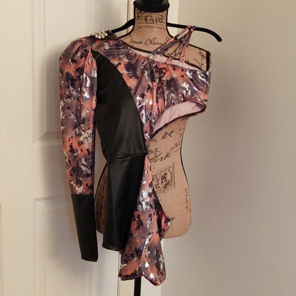 Women Long Sleeve Dancewear - Picture 3 of 11